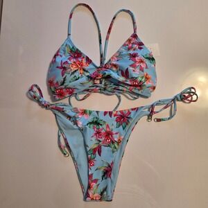 Quintsoul Tropical Print Light Blue Bikini Set Two Piece Swimsuit Size Medium